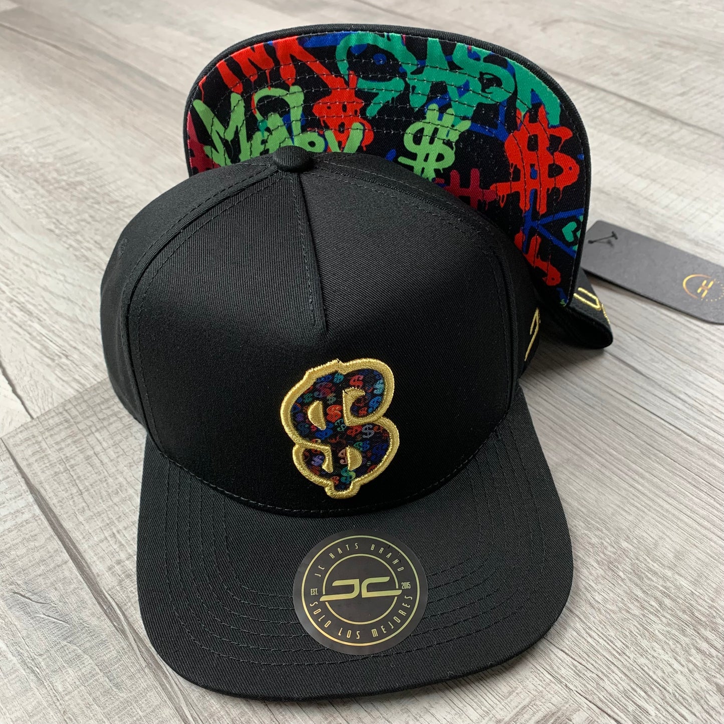 Gorra Negra Signo de Dinero