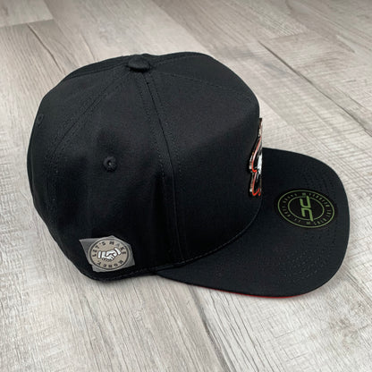 Business Pin Black/Red Cap