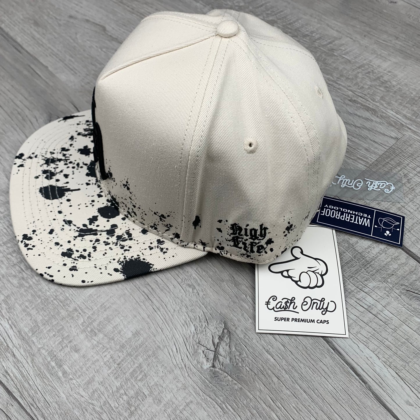 White/Black LA Flat Cap