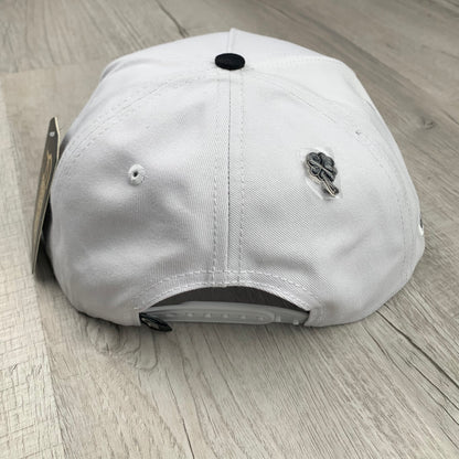 Black Pin White Clover Cap